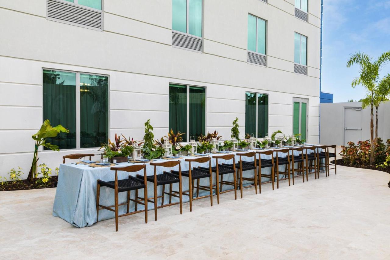 Fairfield By Marriott Luquillo Beach Екстер'єр фото