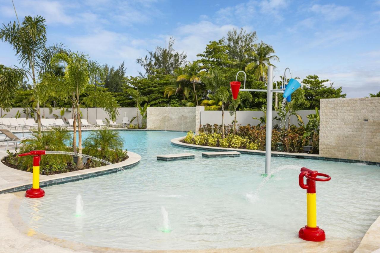 Fairfield By Marriott Luquillo Beach Екстер'єр фото